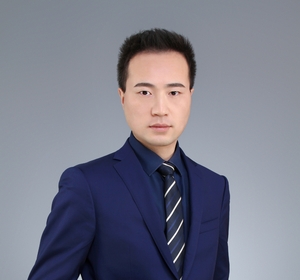 李文博
专职律师