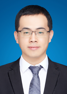 尹正
专职律师